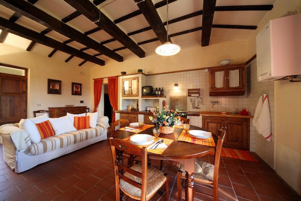 Agriturismo Caiburroni 피에트라루냐 객실 사진